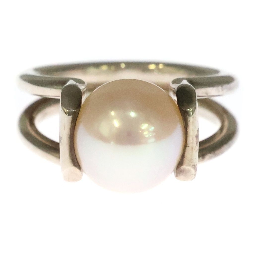 Tiffany & Co HardWear Fresh Water Pearl Ring Silver
