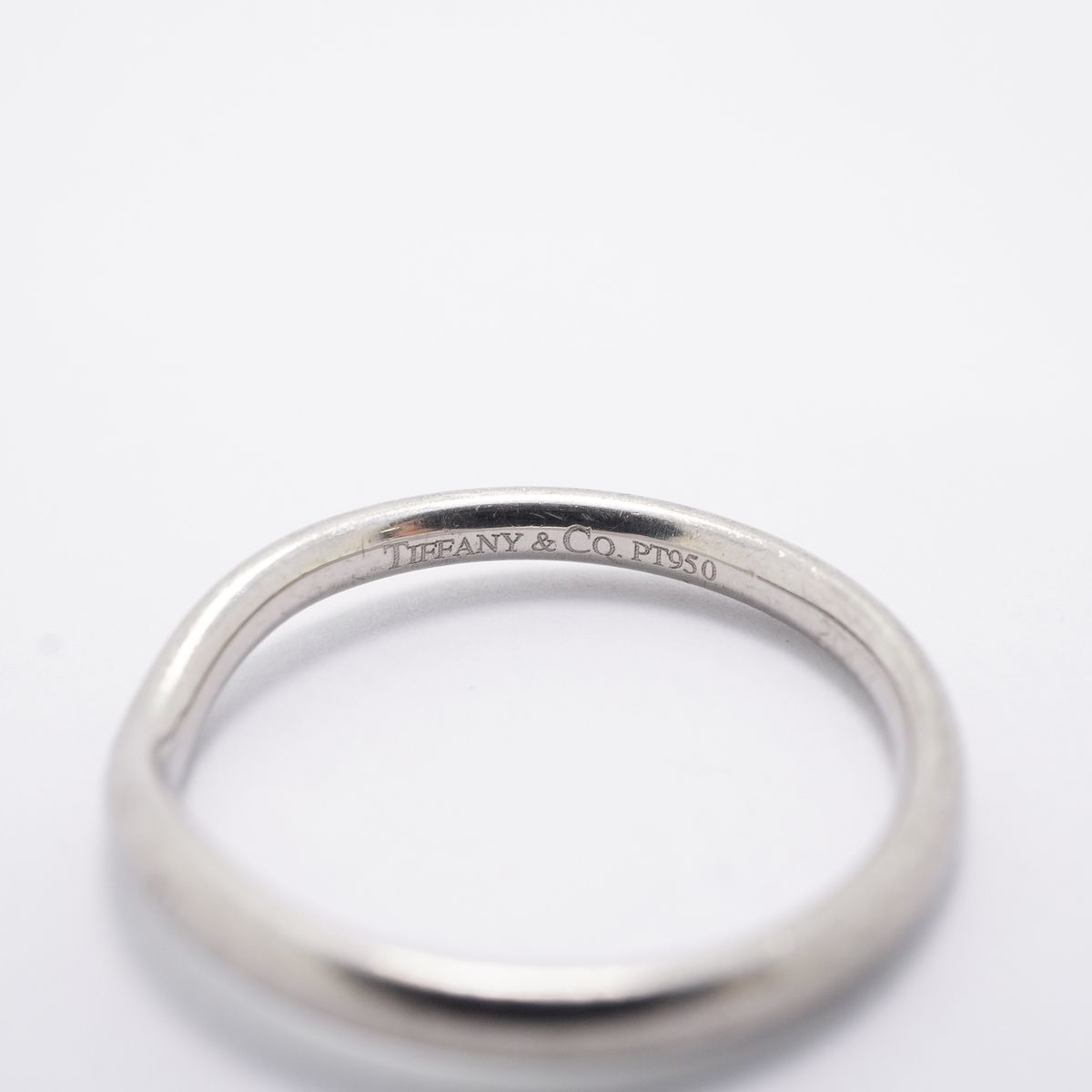 Tiffany & Co Ring Curved Band Platinum — view 4