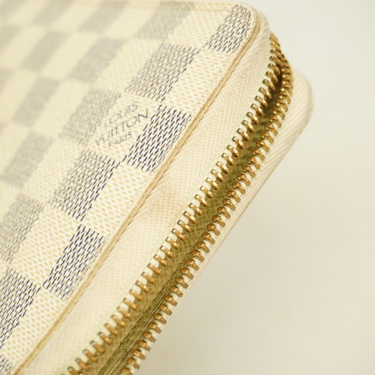 Louis Vuitton Wallet Damier Azur Zippy Organizer White — view 8