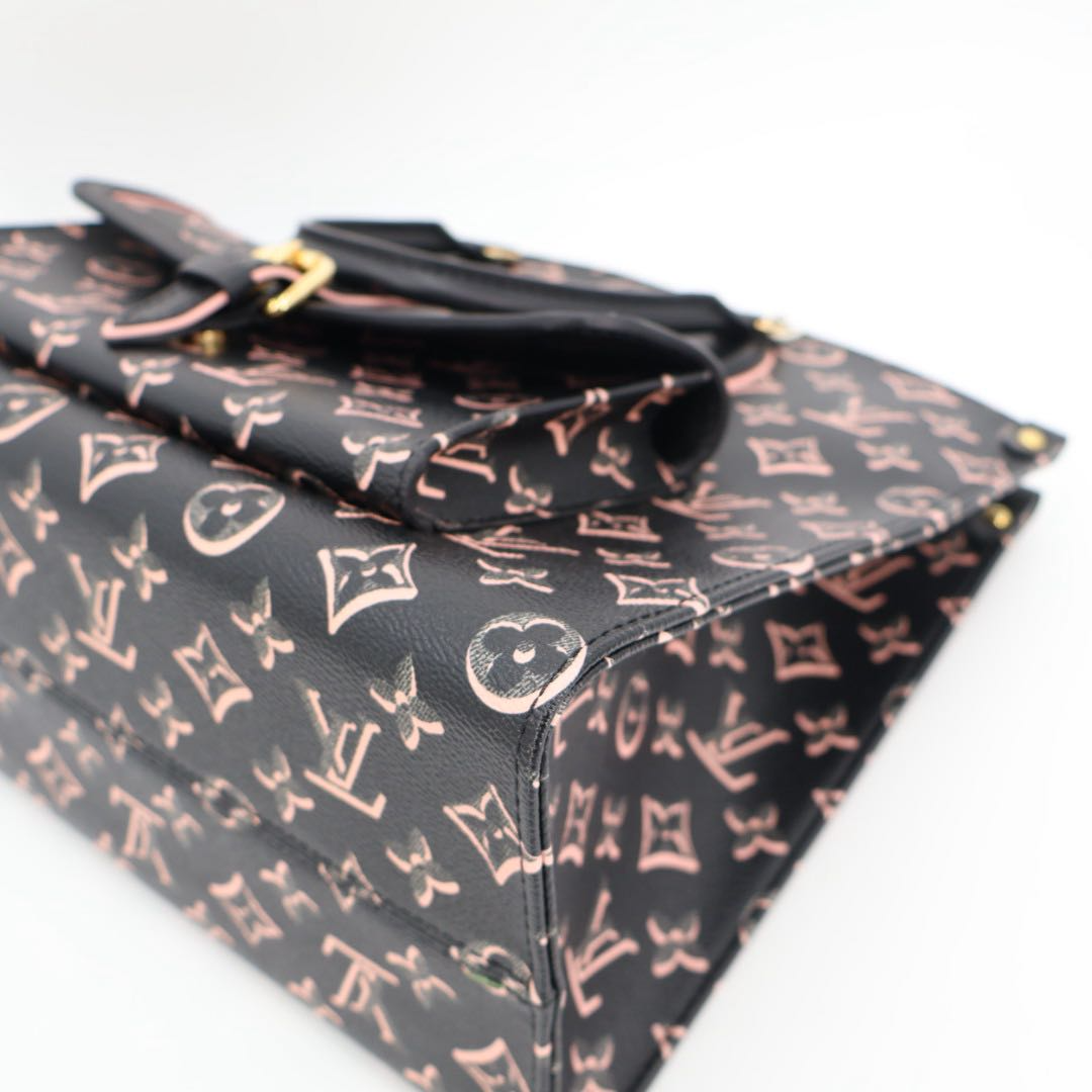Louis Vuitton on the Go MM Fall for You Black Pink Tote Shoulder Bag — view 6
