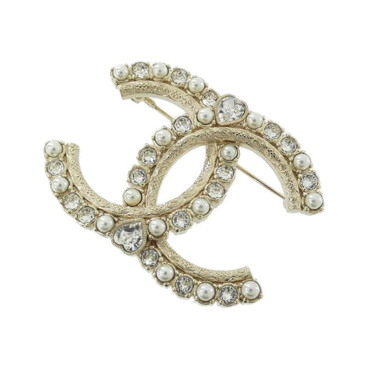 Chanel Brooch Gold