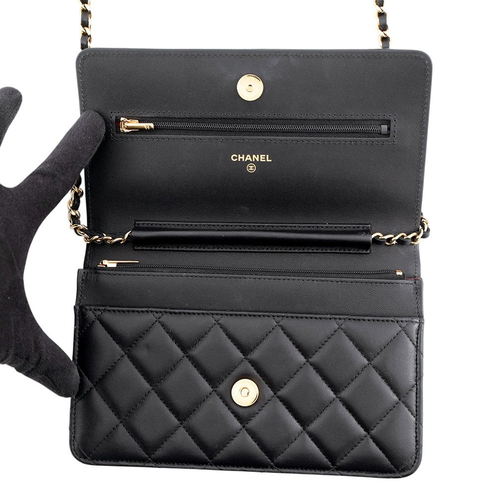 Chanel Chain Wallet Classic Quilted CC Logo Lambskin Black Shoulder Bag — view 5
