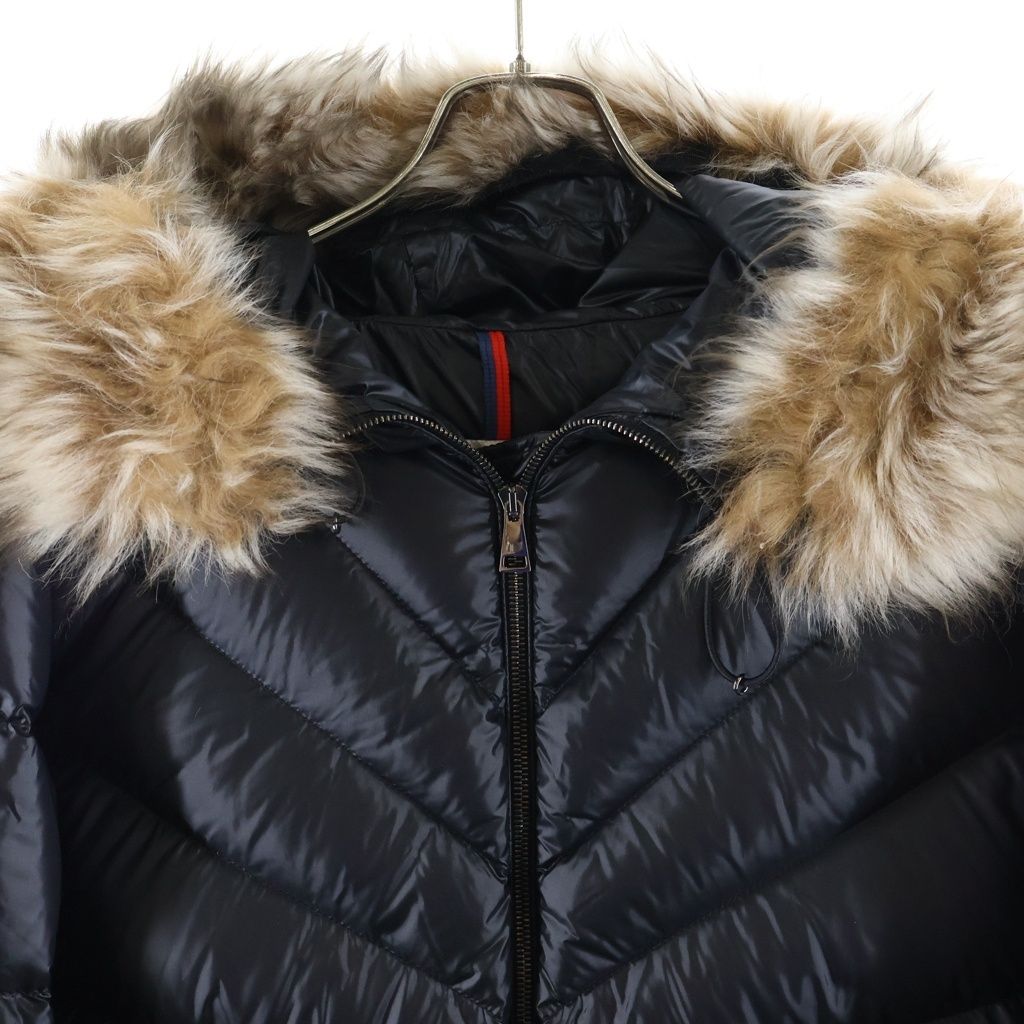 Moncler Chandre Chien Dollar Down Coat Black — view 3