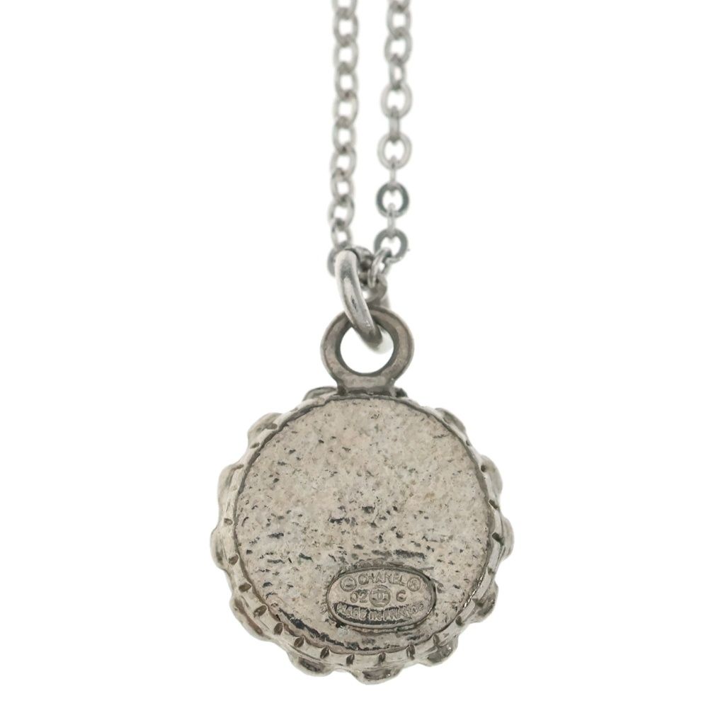 Chanel CC Logo Necklace Silver Metal — view 4
