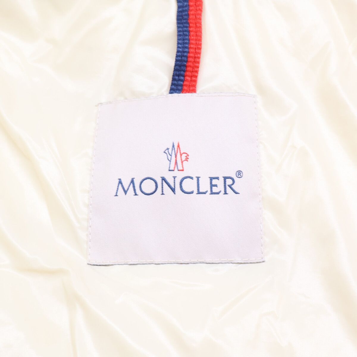 Moncler Badyfur Hooded Down Jacket — view 7