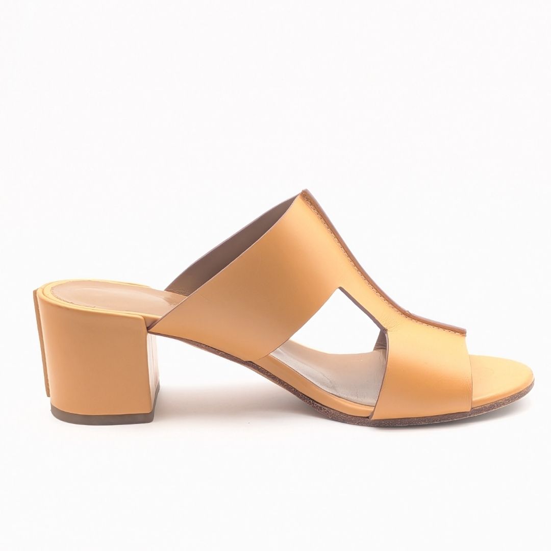 Hermes Ostia Sandals Heels Leather Beige — view 3