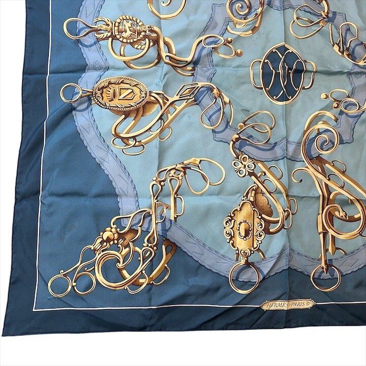 Hermes Scarf Shawl Lift Profile Silk Carre 90 Vintage Blue — view 5