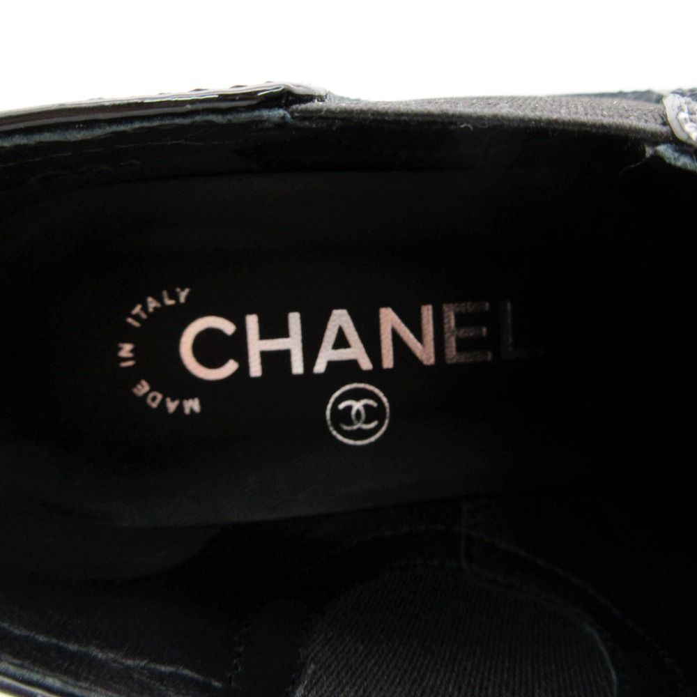 Chanel CC Logo Loafers Side Gore Patent Leather Wingtip Design Shoes Black 36C — view 4