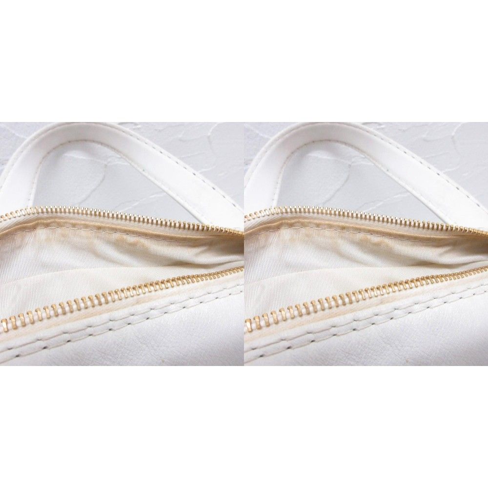 Chanel Wild Stitch CC Logo Handbag Gold Leather White — view 8