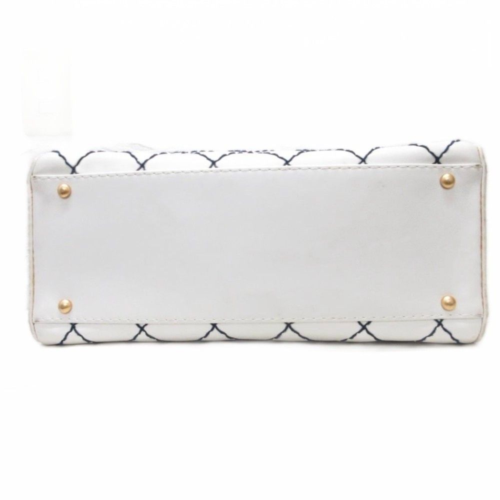 Chanel Wild Stitch CC Logo Handbag Gold Leather White — view 4