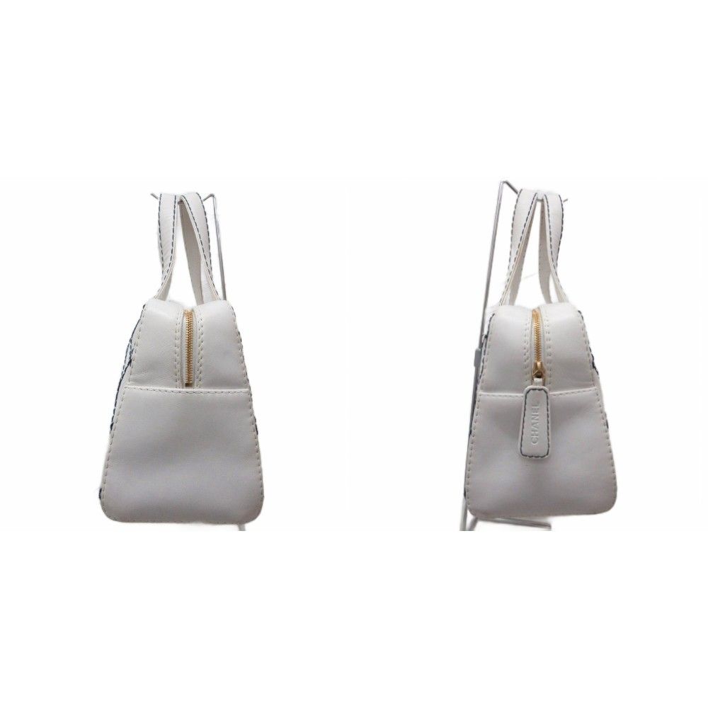 Chanel Wild Stitch CC Logo Handbag Gold Leather White — view 3