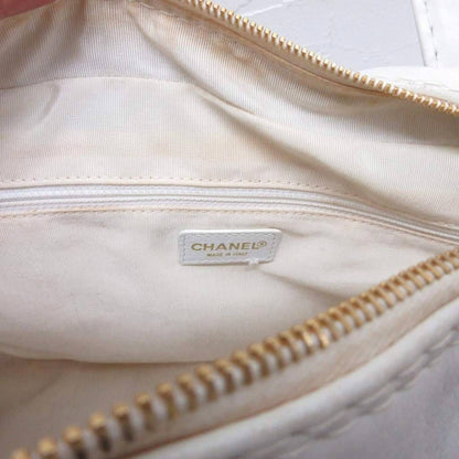 Chanel Wild Stitch CC Logo Handbag Gold Leather White — view 7