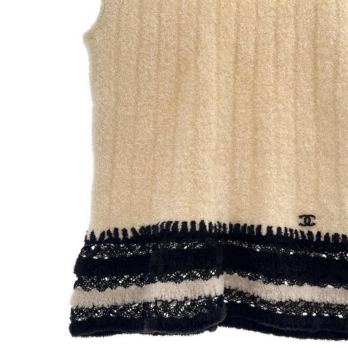 Chanel Wool Blend Sleeveless Round Color Top Beige Black — view 3
