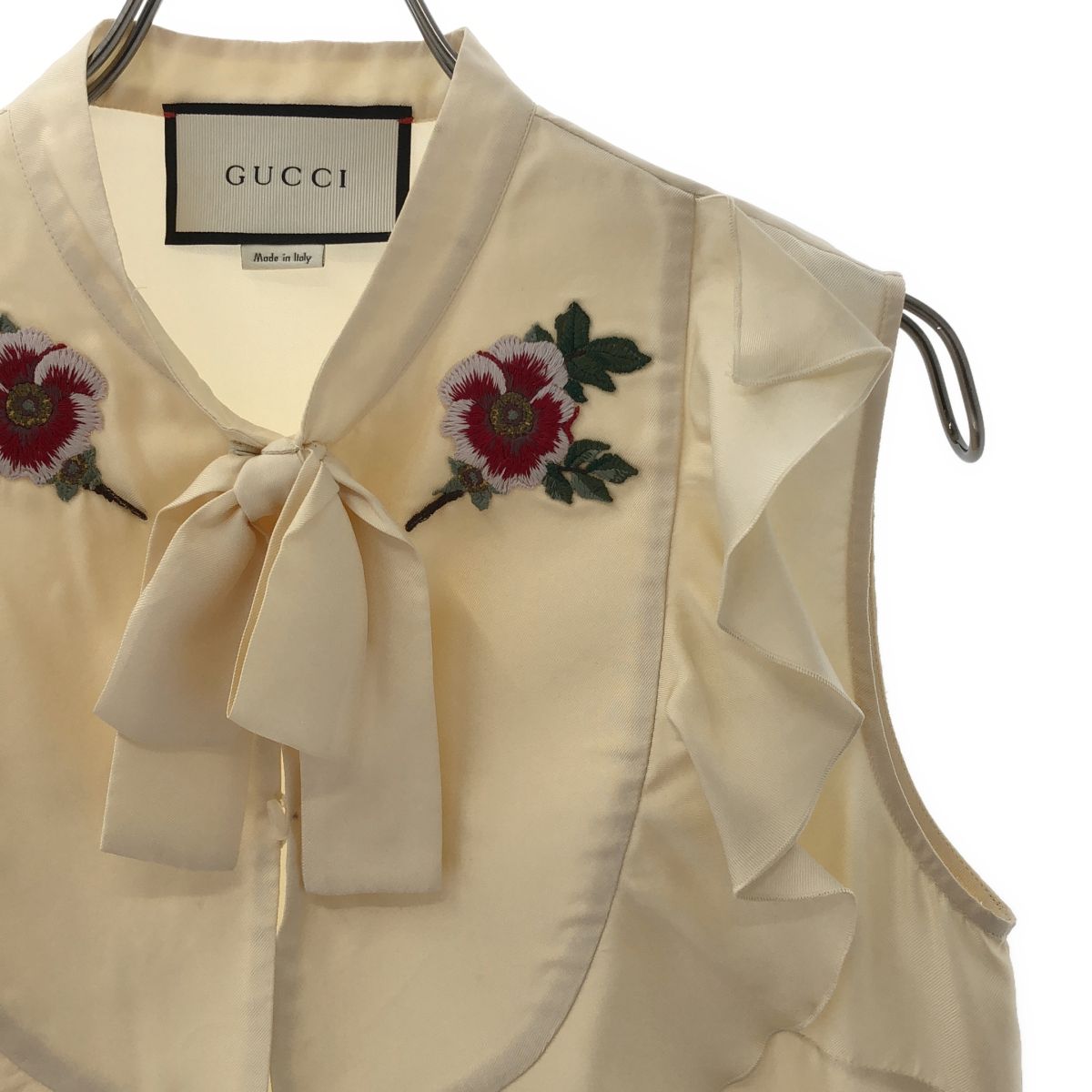 Gucci Silk Flower Embroidery Sleeveless Blouse Ivory 38 — view 2