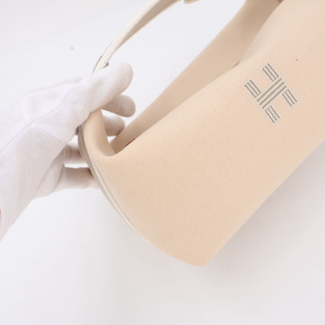 Hermes Pouch Bric-a-Brac PM Beige Handbag — view 2