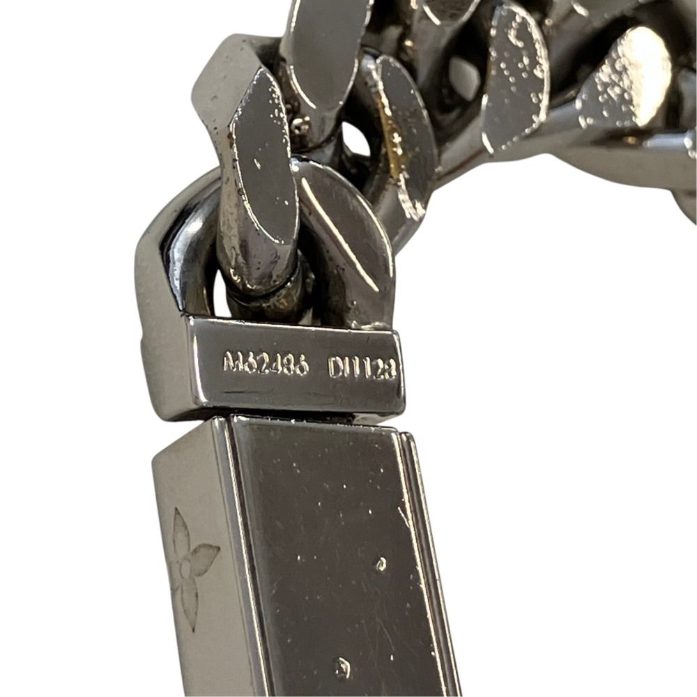 Louis Vuitton Bracelet LV Signature Chain Monogram Silver Colored — view 5