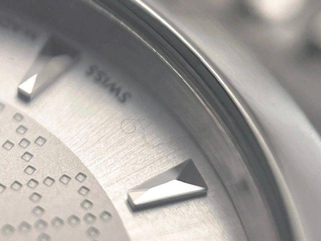 Gucci 126.5 Watch Stainless Steel Silver Dial Quartz — view 6