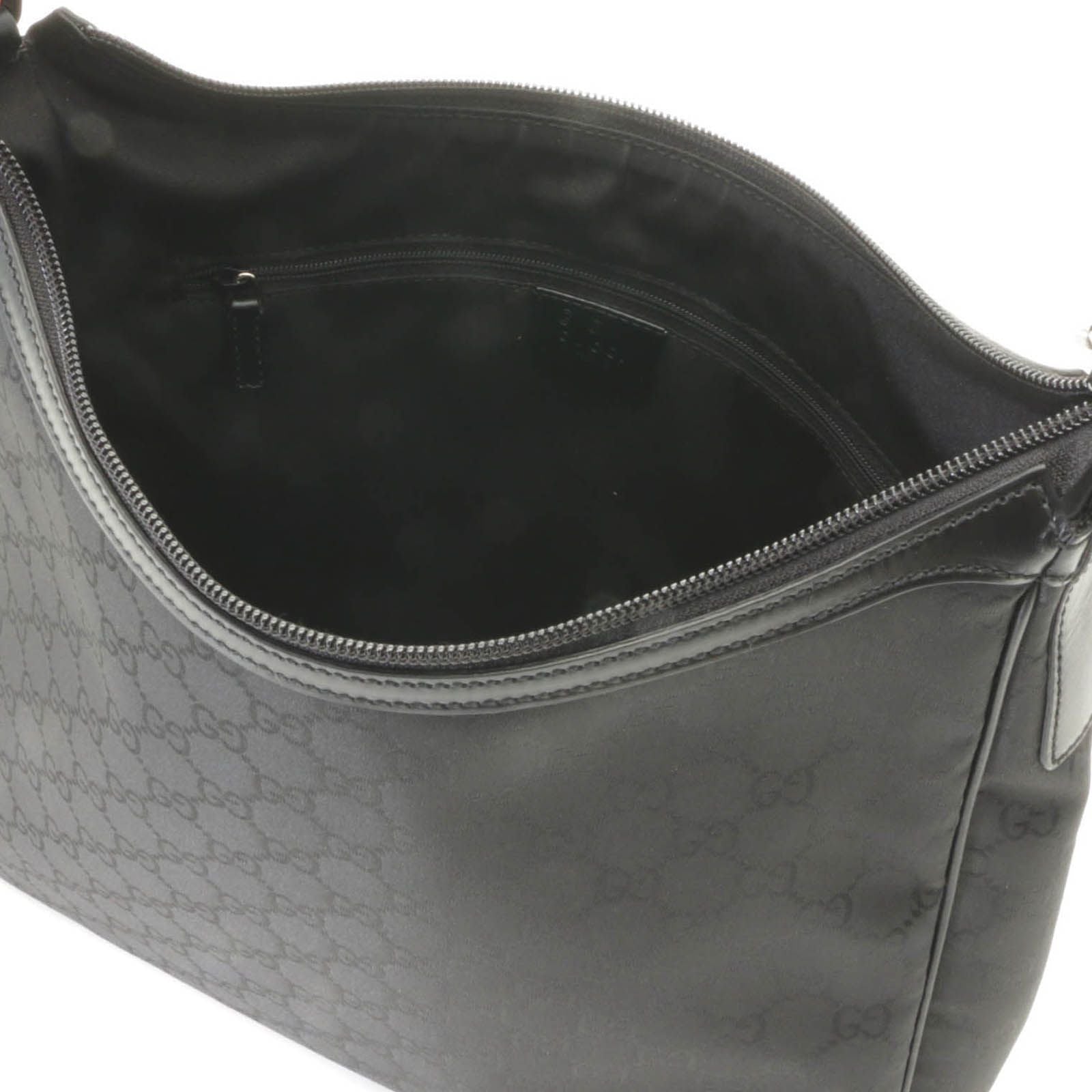 Gucci GG Nylon Black Shoulder Bag — view 6