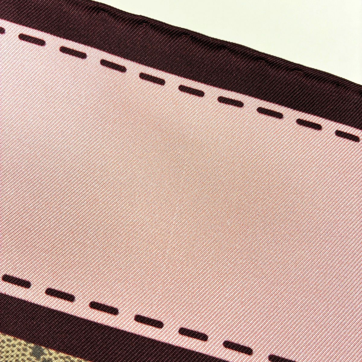 Gucci Scarf GG Pattern Yuko Higuchi Silk Pink Beige Multicolor — view 3