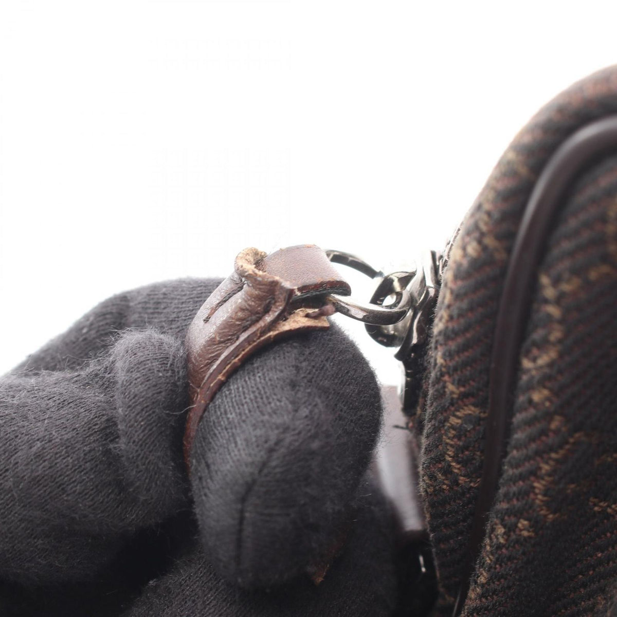 Gucci Shoulder Bag — view 7