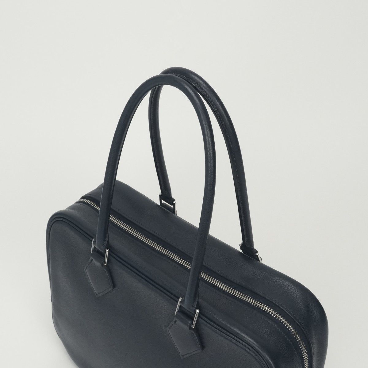 Hermes Plume 28 Tote Evercolor Blue Indigo Navy Silver Handbag Business — view 4