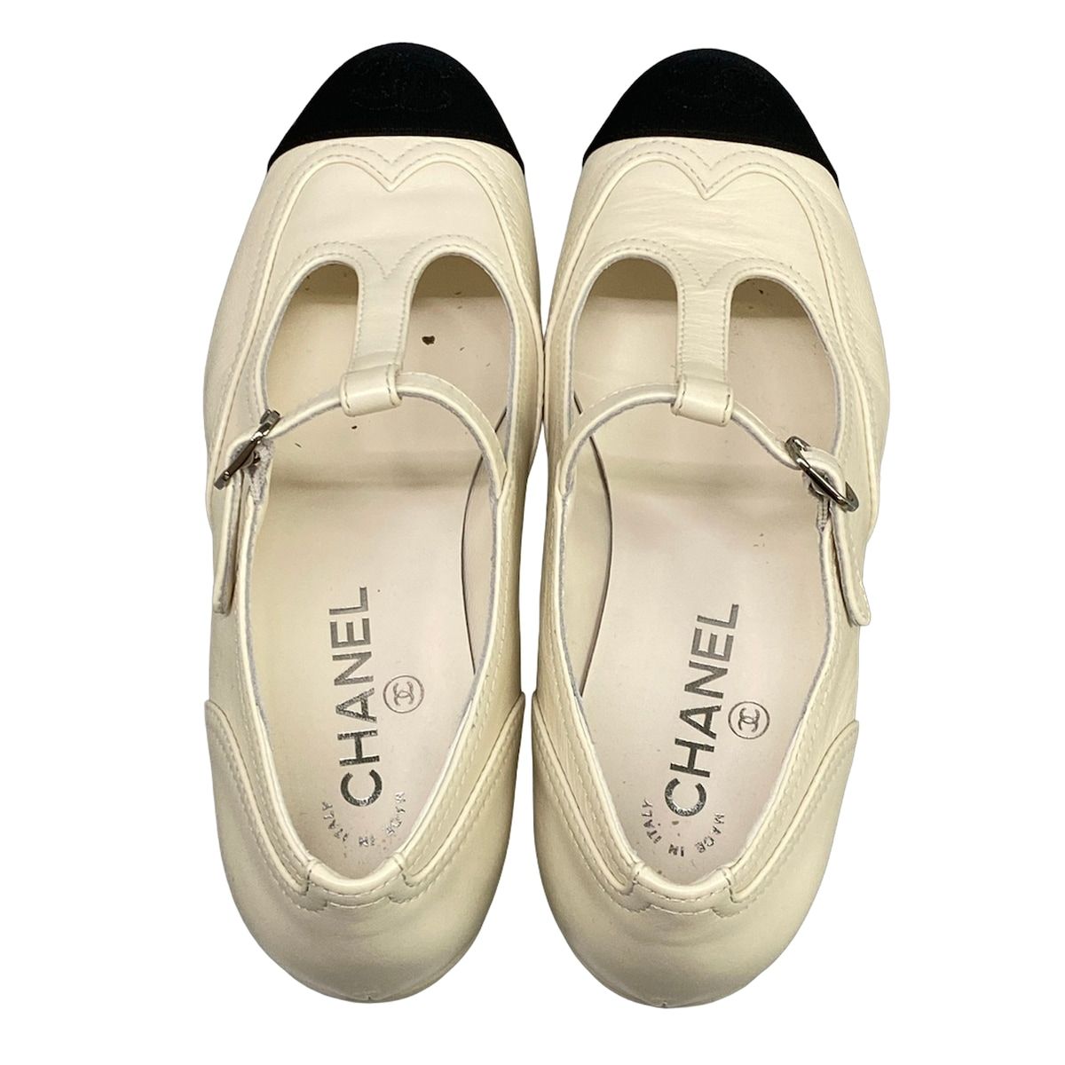 Chanel Shoes White Black CC Logo Leather — view 7