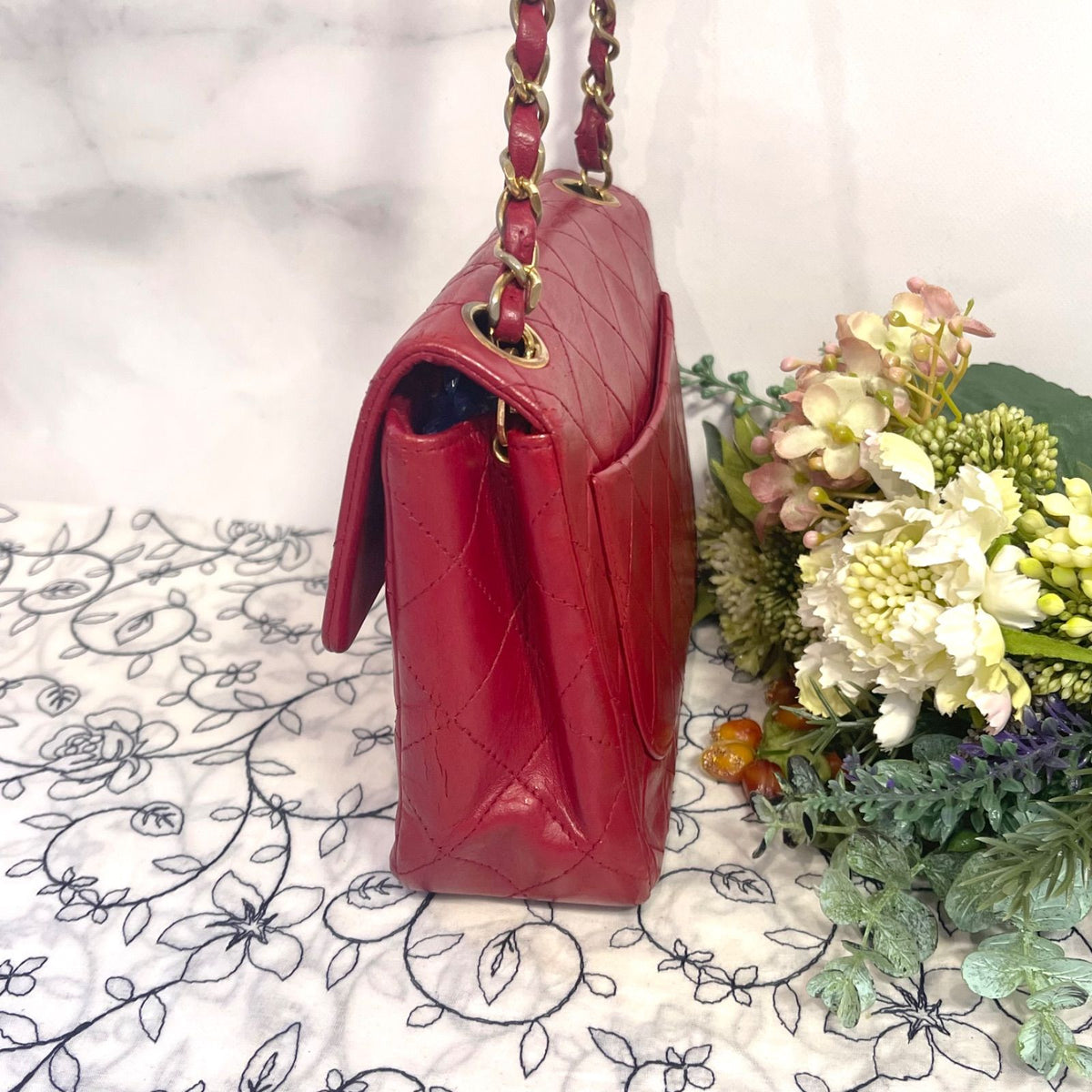 Chanel Quilted Vintage Chain Shoulder Bag — view 7