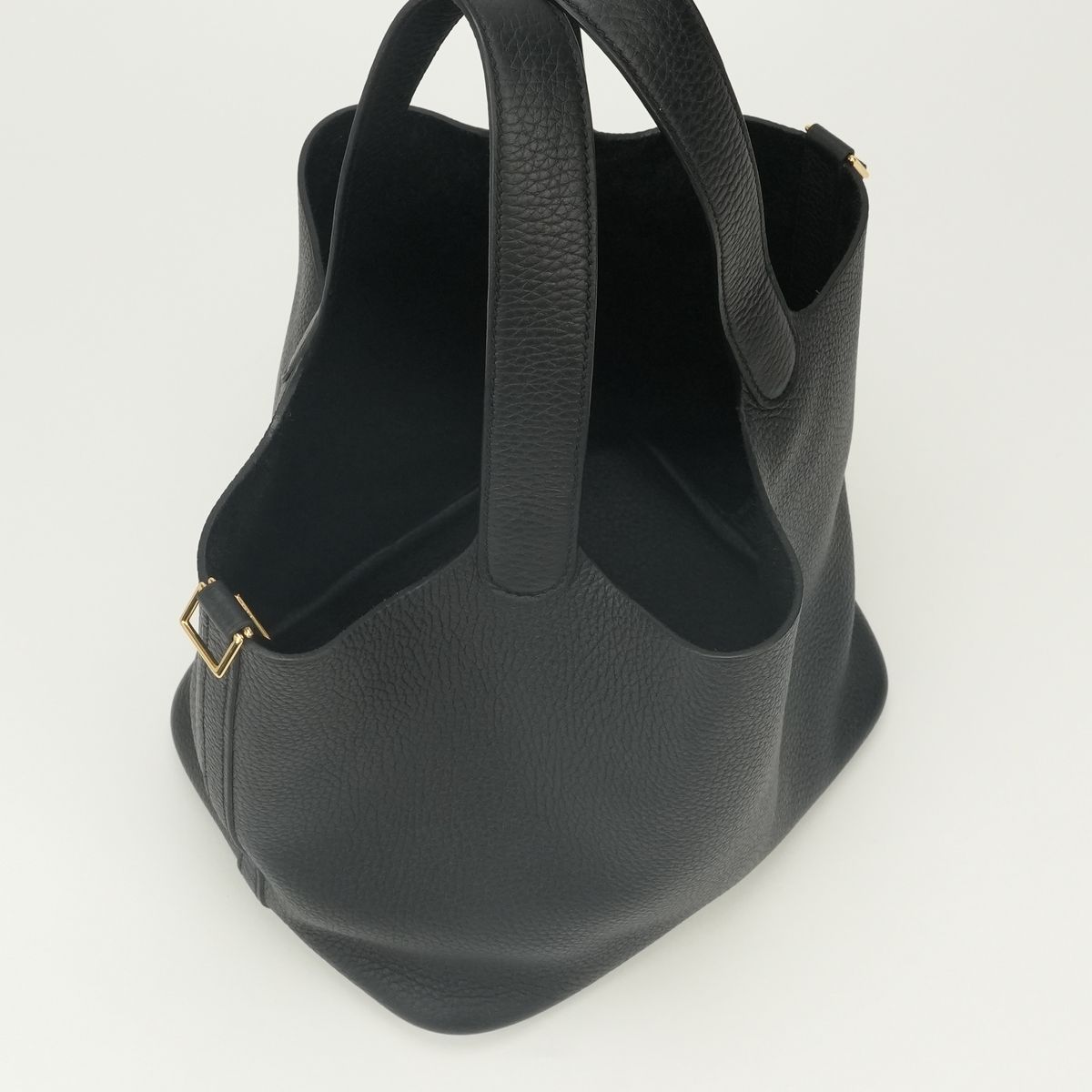 Hermes Picotin Lock MM Tote Taurillon Clemence Noir Black Gold — view 8