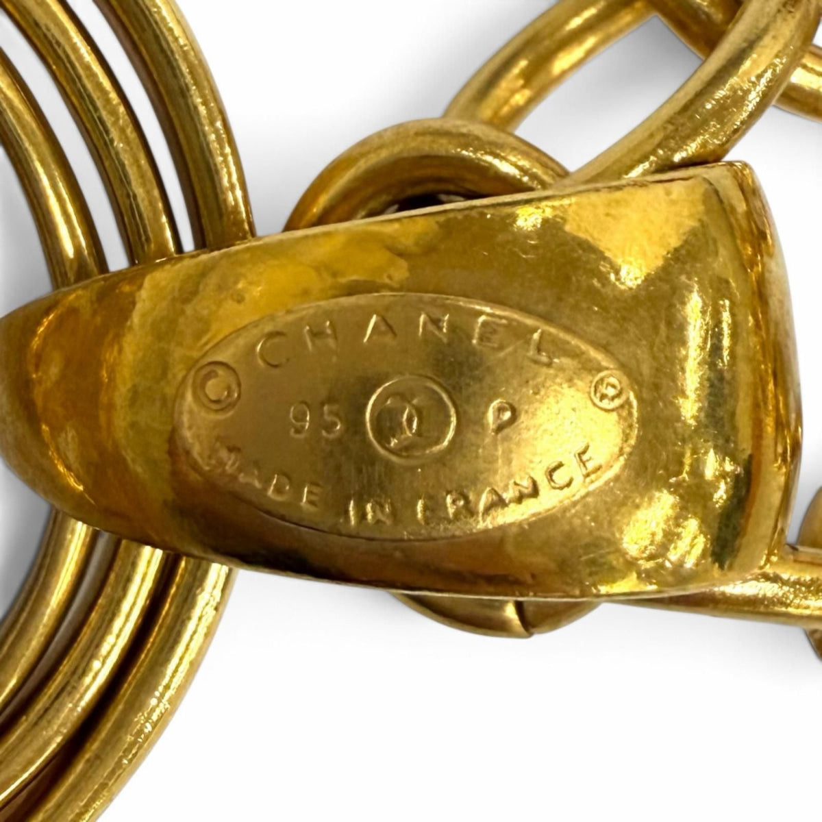 Chanel 95P Vintage CC Logo Chain Pendant Gold Necklace — view 7