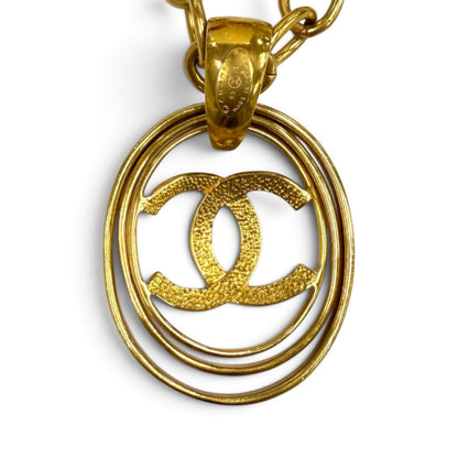 Chanel 95P Vintage CC Logo Chain Pendant Gold Necklace — view 3