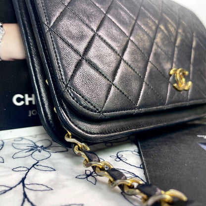 Chanel Quilted Full Flap Vintage Shoulder Bag — view 5
