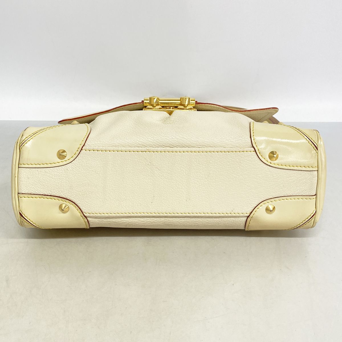 Louis Vuitton Shoulder Bag Suhali Resencial Blanc — view 3