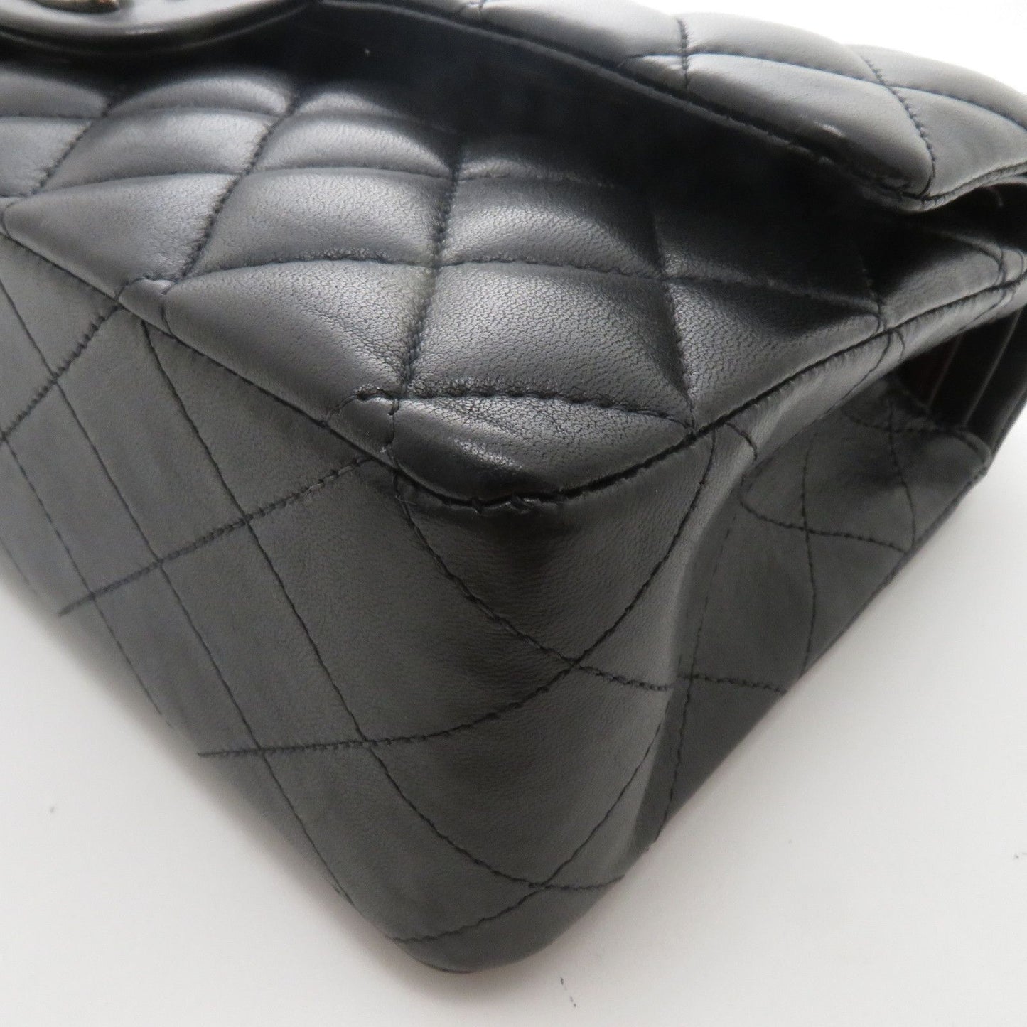 Chanel Quilted Double Flap 25 Chain Shoulder Bag Black Silver Lambskin — view 6
