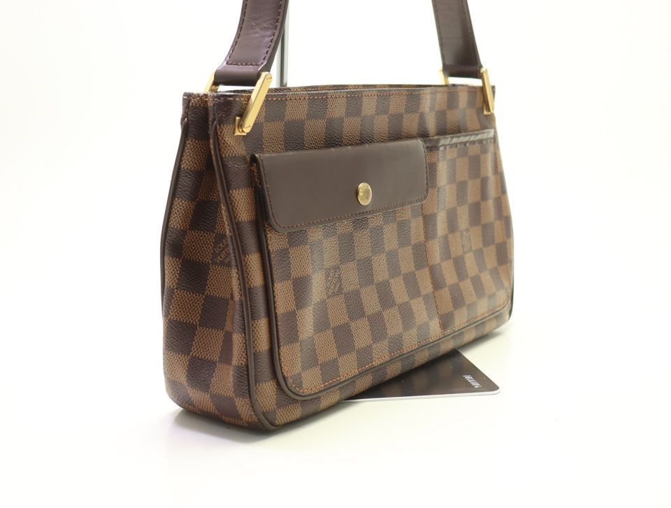 Louis Vuitton Damier Aubagne Shoulder Bag — view 4
