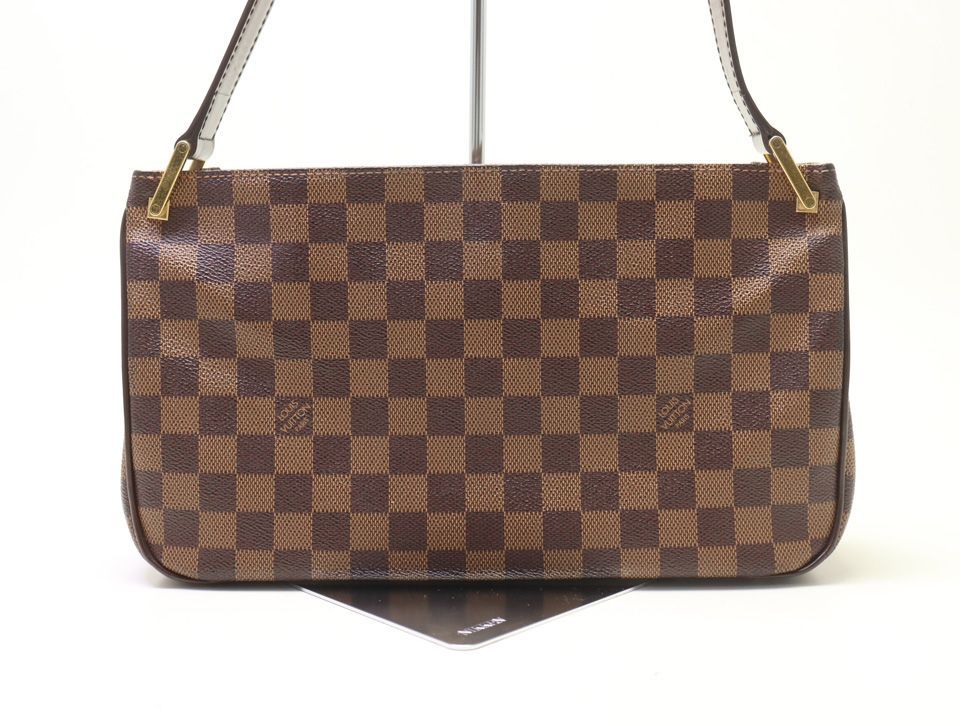 Louis Vuitton Damier Aubagne Shoulder Bag — view 2