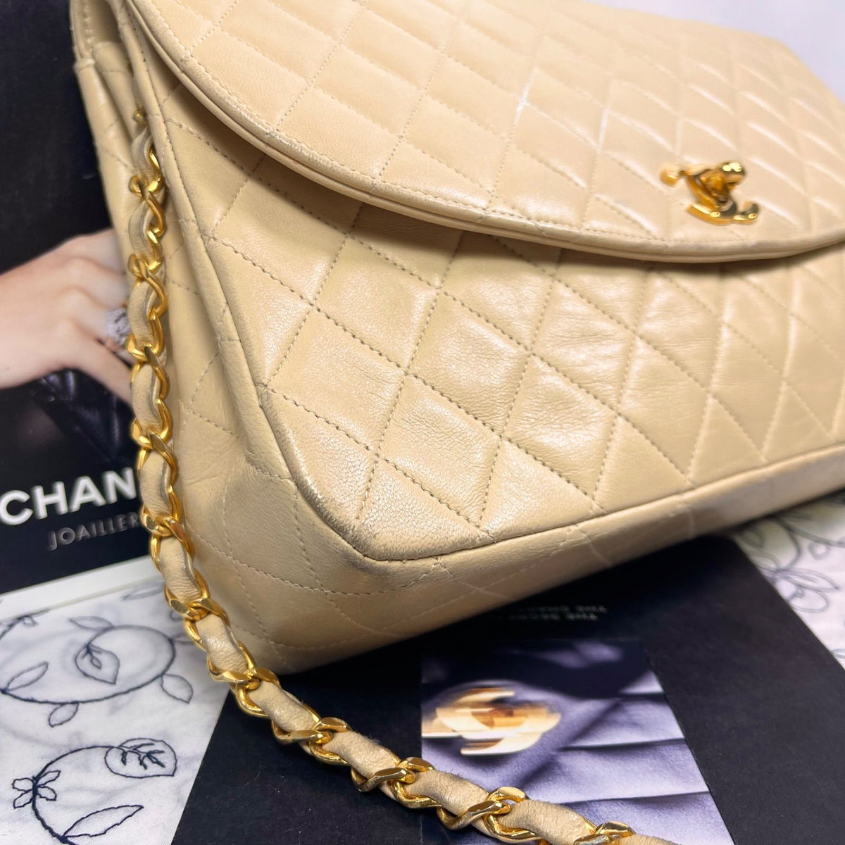 Chanel Vintage Quilted Chain Shoulder Bag — view 4