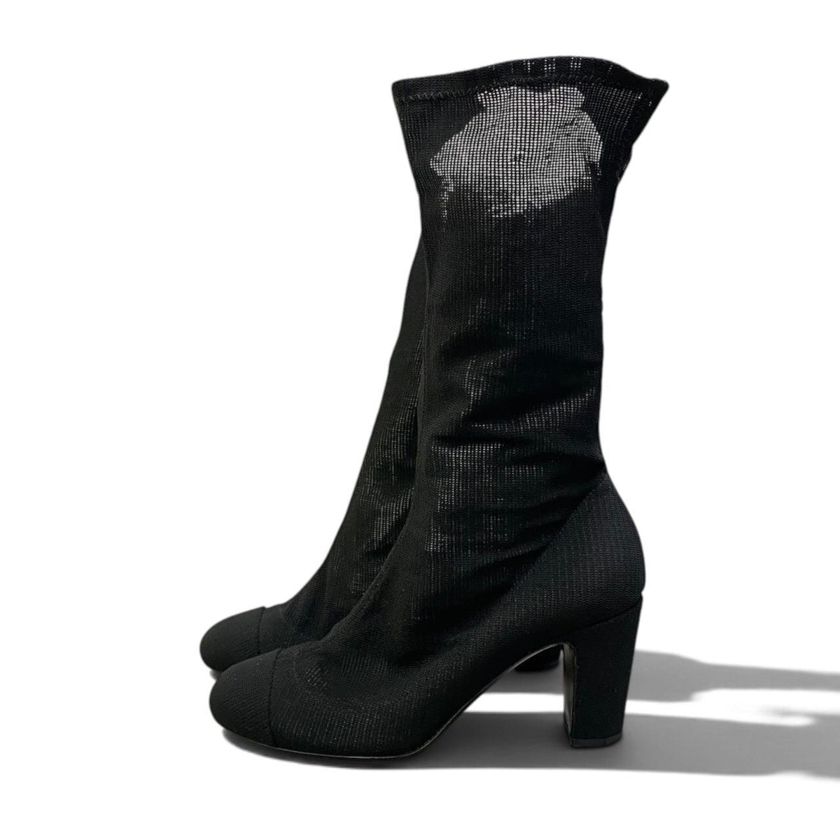 Chanel I1 Mesh Pumps CC Logo Black Heels — view 4