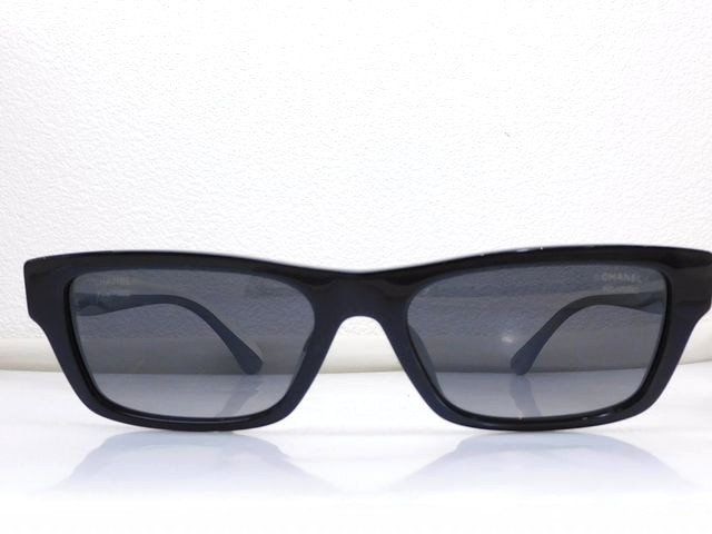 Chanel Sunglasses Rectangle Shape Eyewear CC Logo — view 2