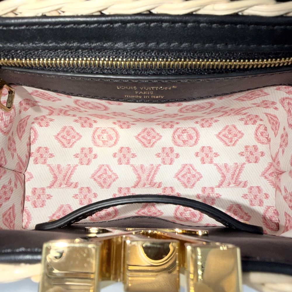 Louis Vuitton 2-Way Capucines Mini Shoulder Bag Crossbody Rattan Leather Beige — view 4