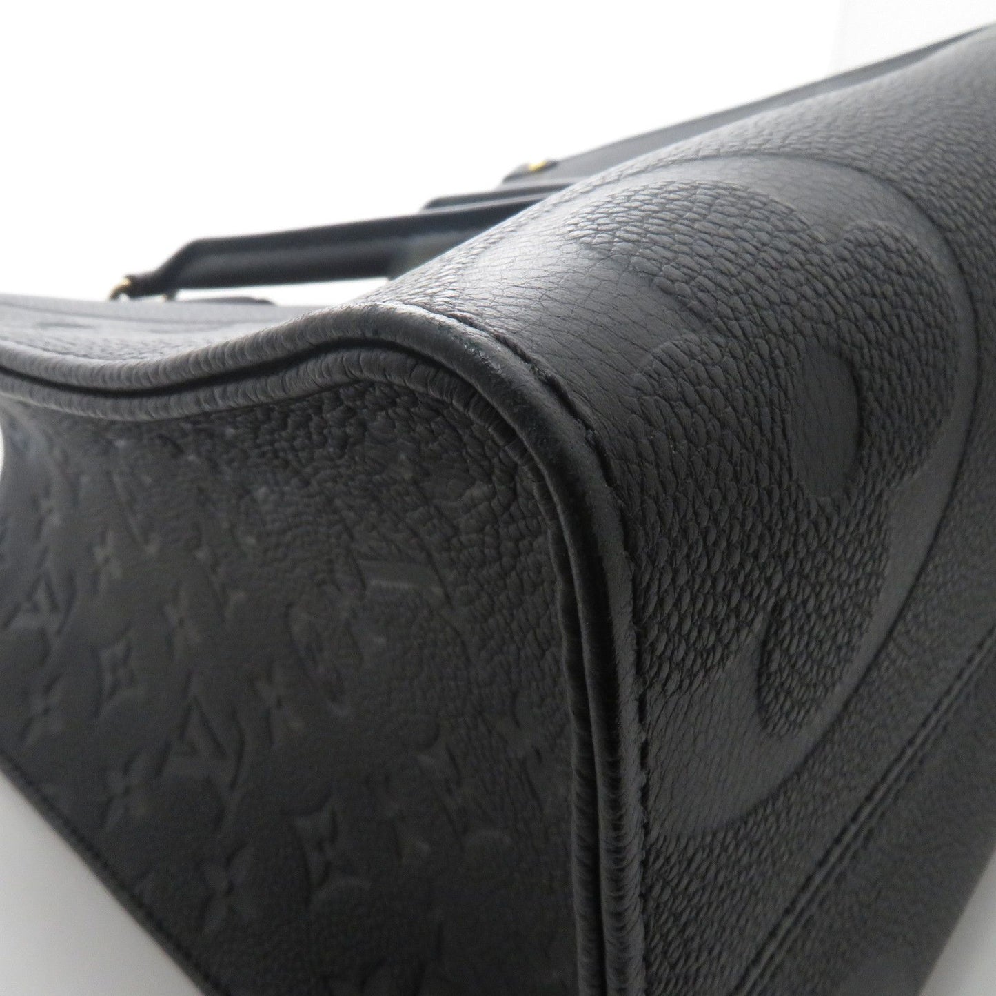 Louis Vuitton on the Go MM Monogram Empreinte Noir Tote Tag Stamp — view 7