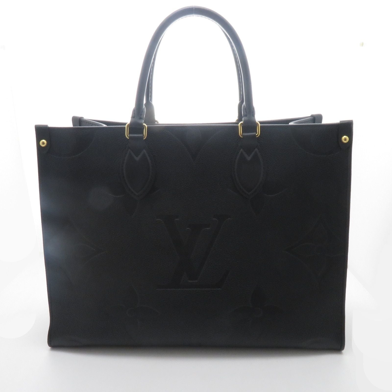 Louis Vuitton on the Go MM Monogram Empreinte Noir Tote Tag Stamp — view 3