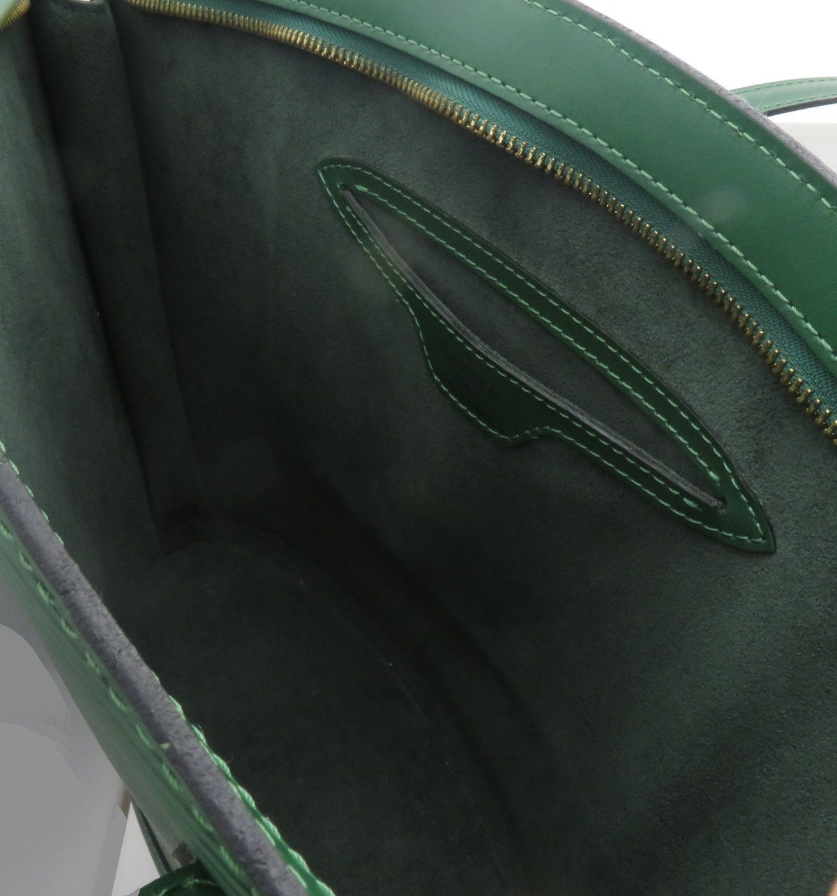 Louis Vuitton Saint Jacques Long Epi Borneo Green Shoulder Bag — view 8