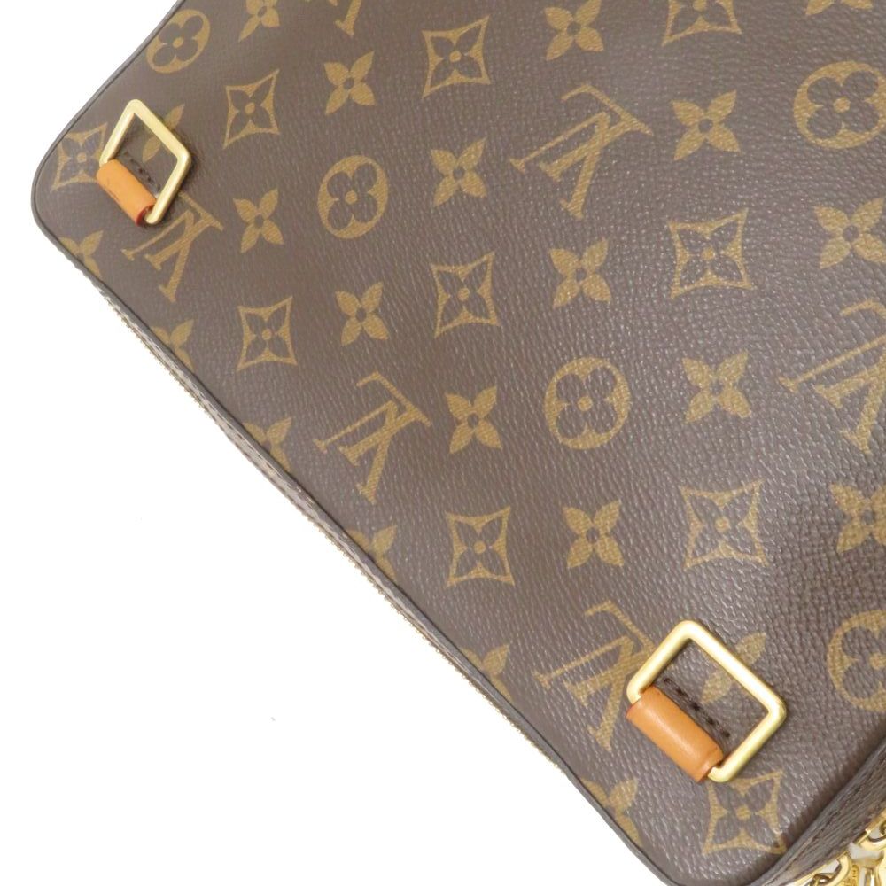 Louis Vuitton Soft Trunk Messenger PM Monogram Shoulder Bag Canvas — view 4