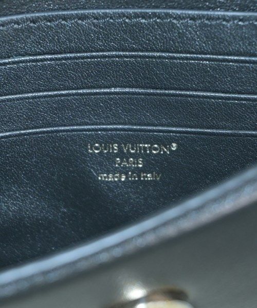 Louis Vuitton Shoulder Bag — view 4
