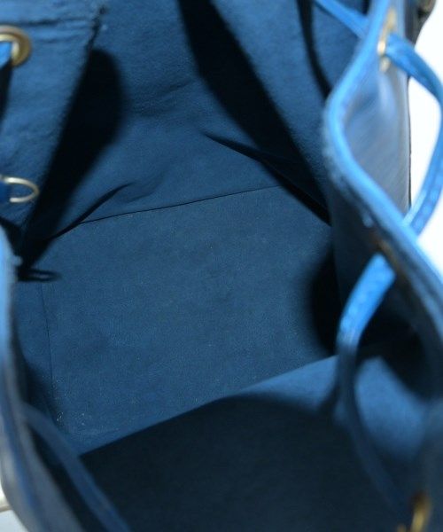 Louis Vuitton Shoulder Bag — view 3