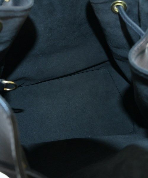 Louis Vuitton Shoulder Bag — view 3
