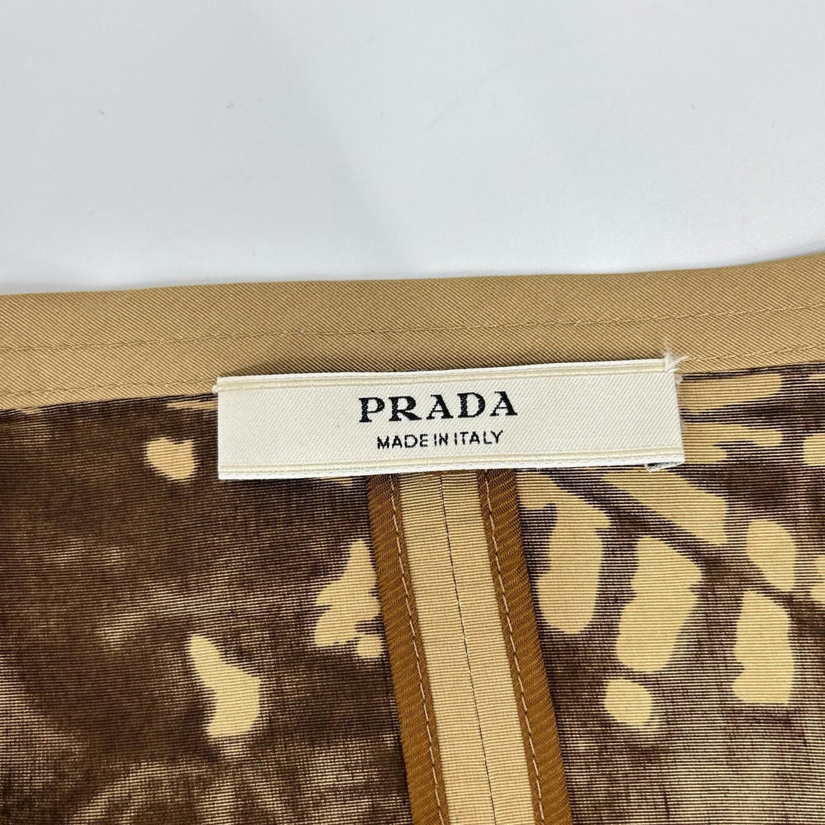 Prada Print Silk Collarless Jacket 42 — view 4