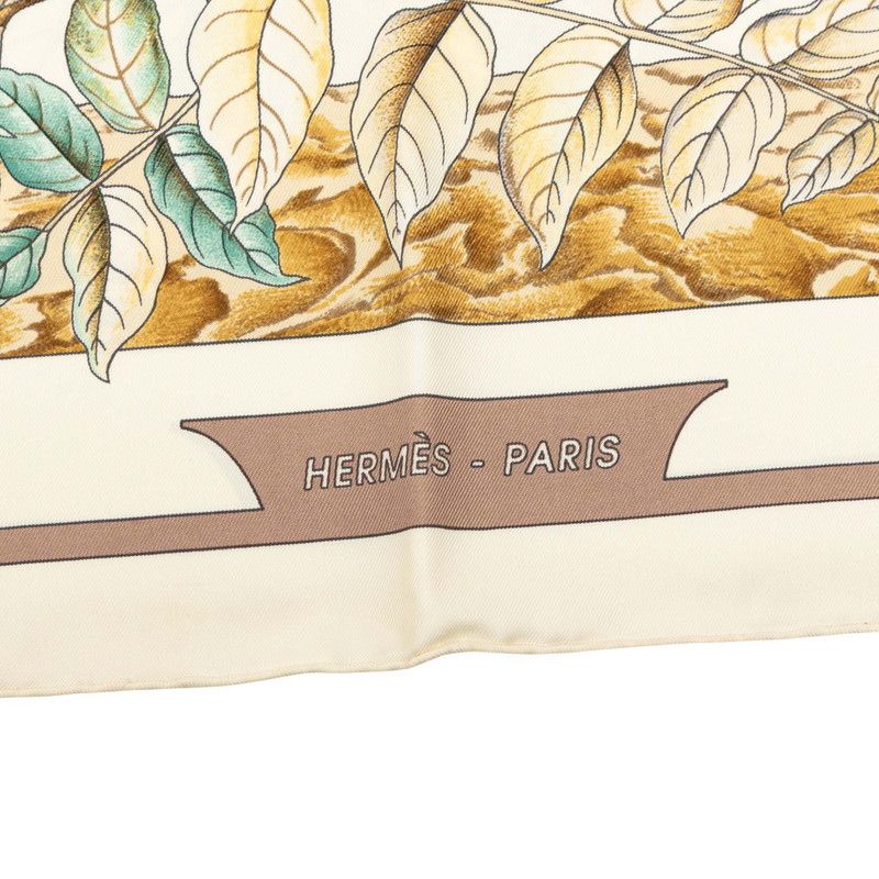 Hermes Carre 90 Casse Noisette Nutcracker Scarf Beige Multicolor Silk — view 5