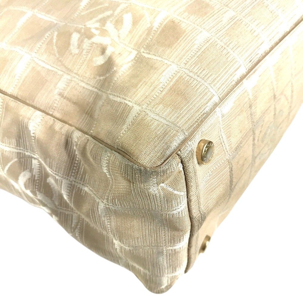 Chanel Tote New Travel Line GM Nylon Beige — view 6