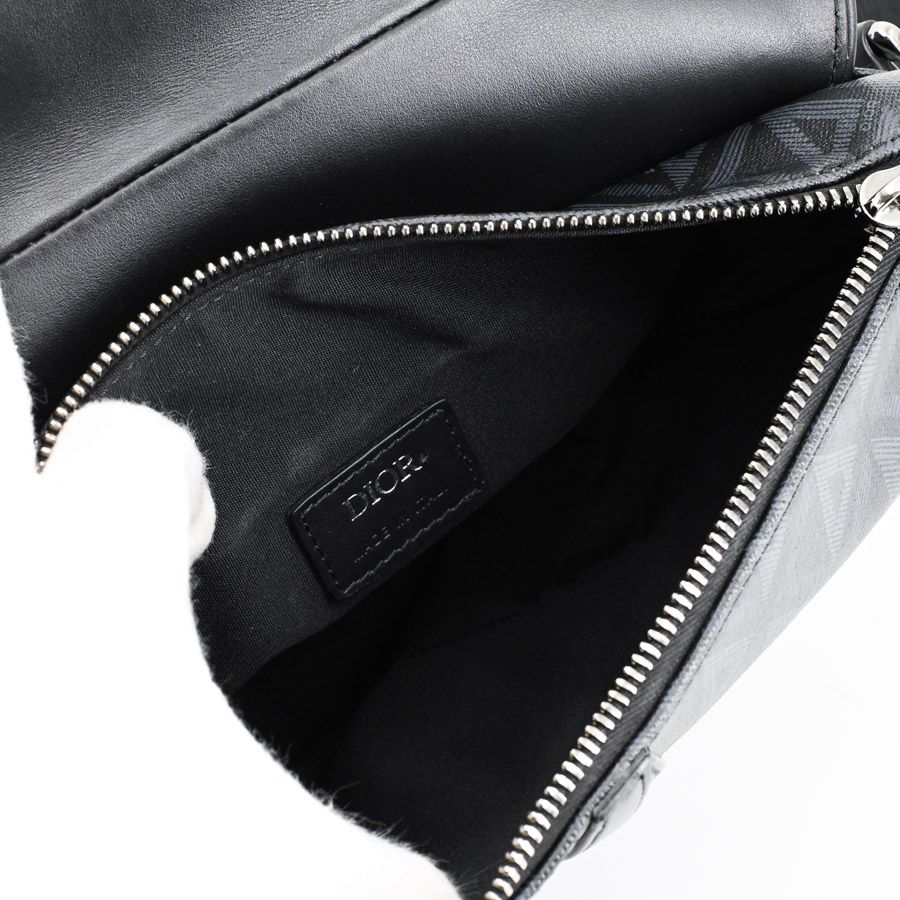 Dior Belt Bag Black — view 4